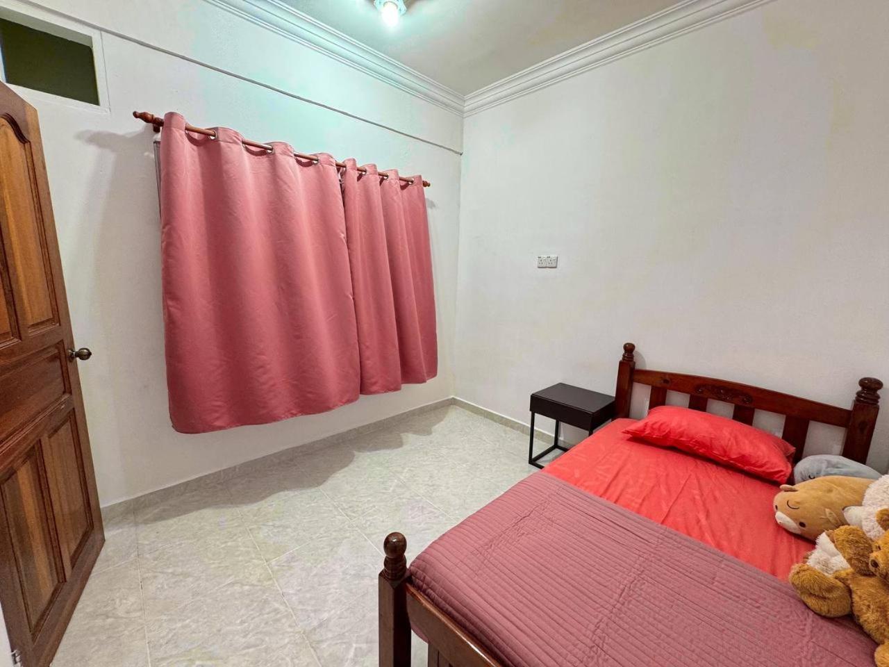 Ibai Golf Home Resort Homestay Kuala Terengganu Kültér fotó