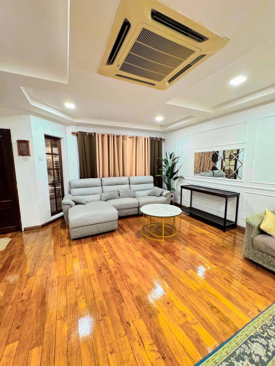 Ibai Golf Home Resort Homestay Kuala Terengganu Kültér fotó